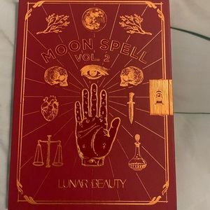 Lunar Beauty Moon Spell Volume 2 Palette